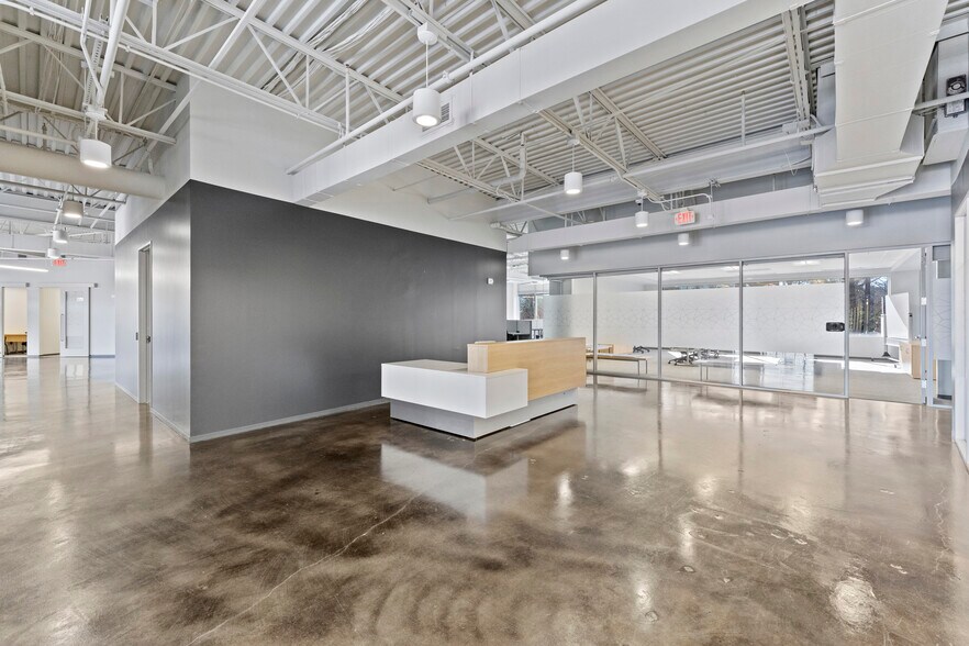 More Photos Of 5520 Capital Center Dr, Raleigh Office For Sale