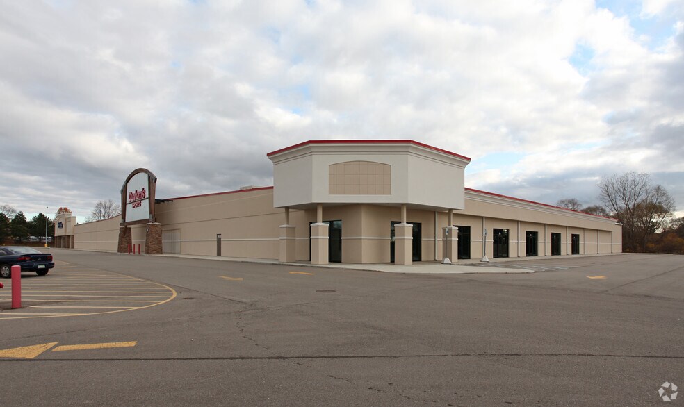 More Photos Of 1658 Lansing Rd, Charlotte Unknown For Lease