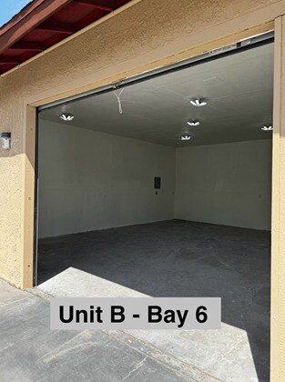 More Photos Of 68390 Ramon Rd, Cathedral City Warehouse For Lease