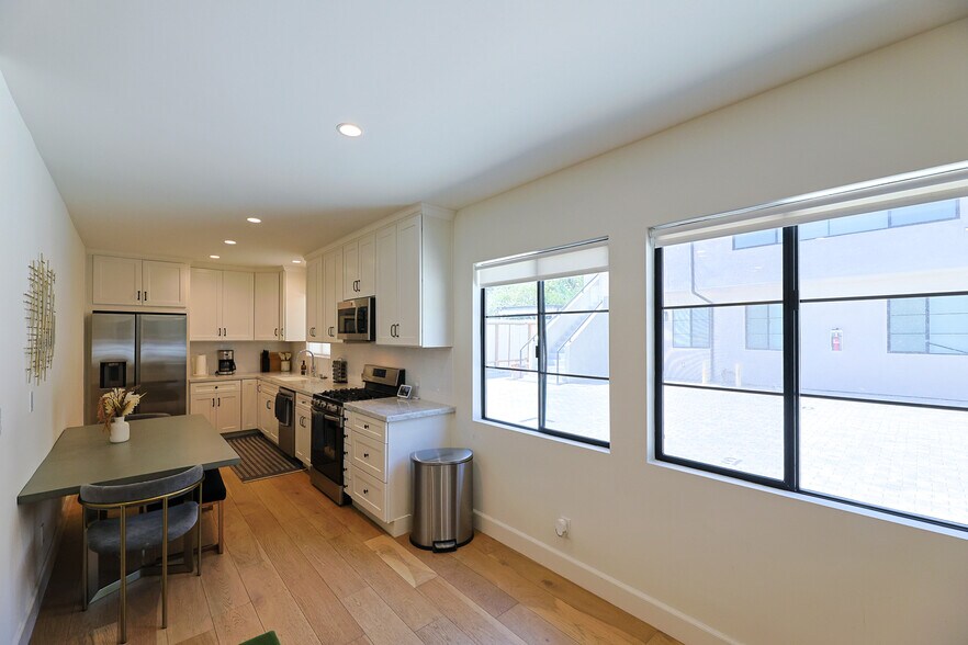 More Photos Of 22227 Pacific Coast Hwy, Malibu Apartments For Sale