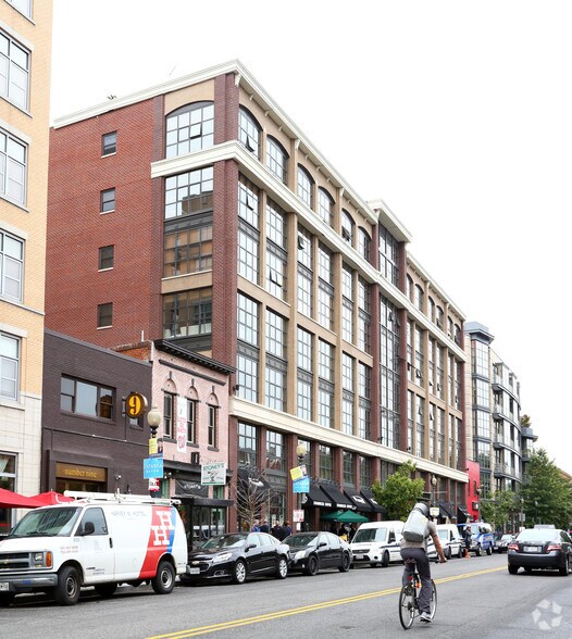 More Photos Of 1425 P St NW, Washington Apartments For Lease