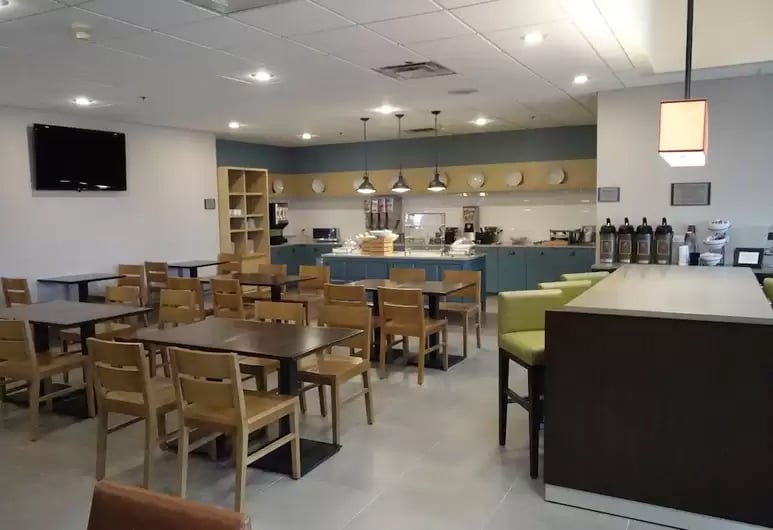 More Photos Of 664 Chase Blvd, Sidney Hotel For Sale