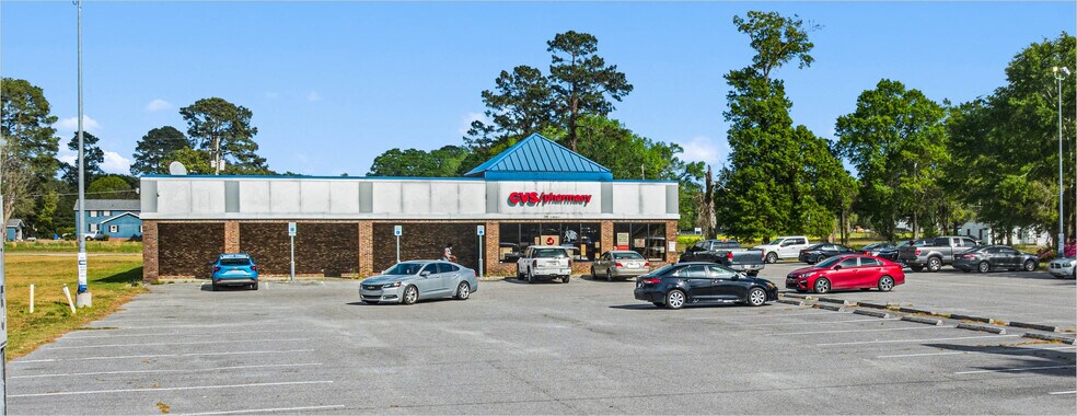 Primary Photo Of 206 S Main St, Hemingway Drugstore For Sale