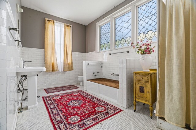 More Photos Of 1435 Market Ave N, Canton Office Residential For Sale