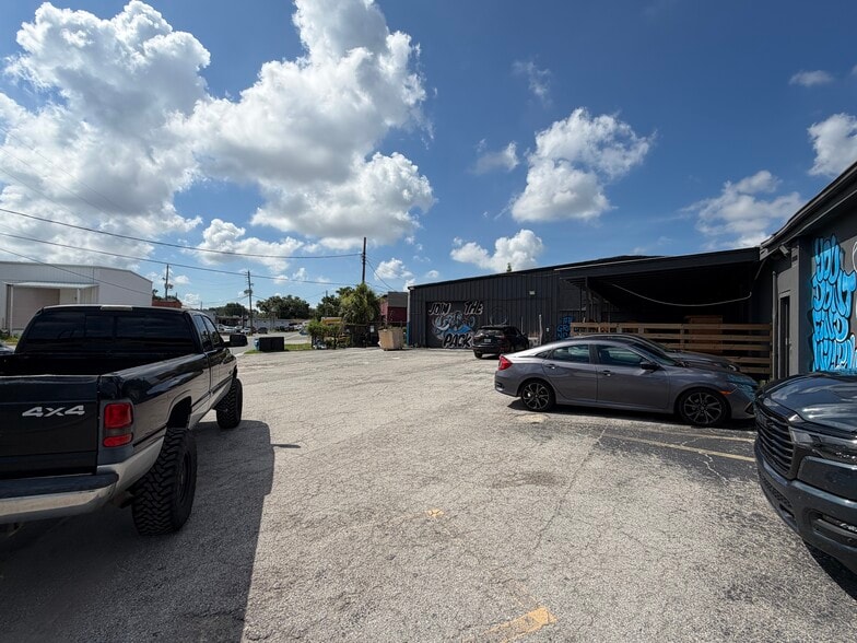 More Photos Of 5983 49th St N, Saint Petersburg Storefront Retail Office For Sale