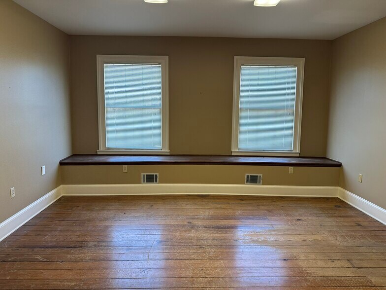 More Photos Of 431 Walker St, Augusta Loft Creative Space For Lease