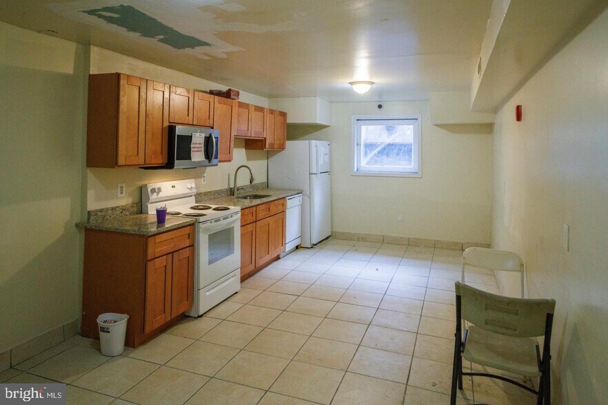More Photos Of 1609 W Susquehanna Ave, Philadelphia Apartments For Sale