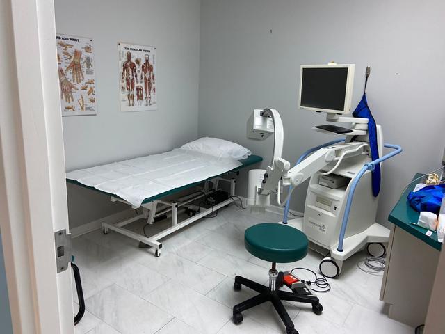 More Photos Of 2859 S Pulaski Rd, Chicago Healthcare For Lease