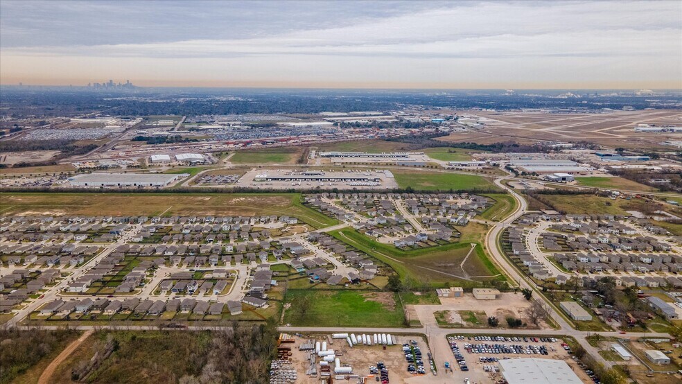 More Photos Of 7117 Almeda Genoa Rd, Houston Land For Sale