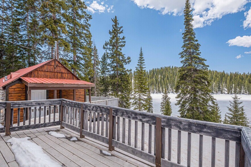 More Photos Of 21221 Baron Lake Dr, Cedaredge Hotel For Sale