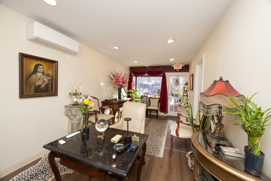 More Photos Of 83-85 S Main St, New Hope Storefront Retail Residential For Sale