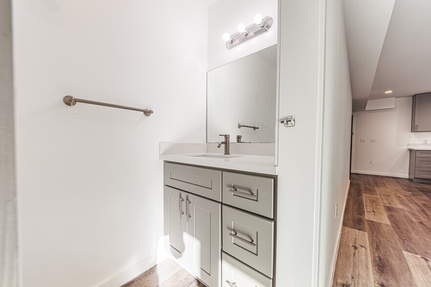 More Photos Of 1121 N Berendo St, Los Angeles Multifamily For Sale