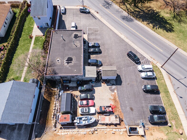 More Photos Of 2227 N 3rd Ave, Whitehall Service For Sale