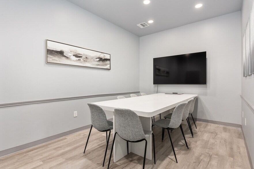 More Photos Of 4833 Medical Center Dr, McKinney Medical For Lease