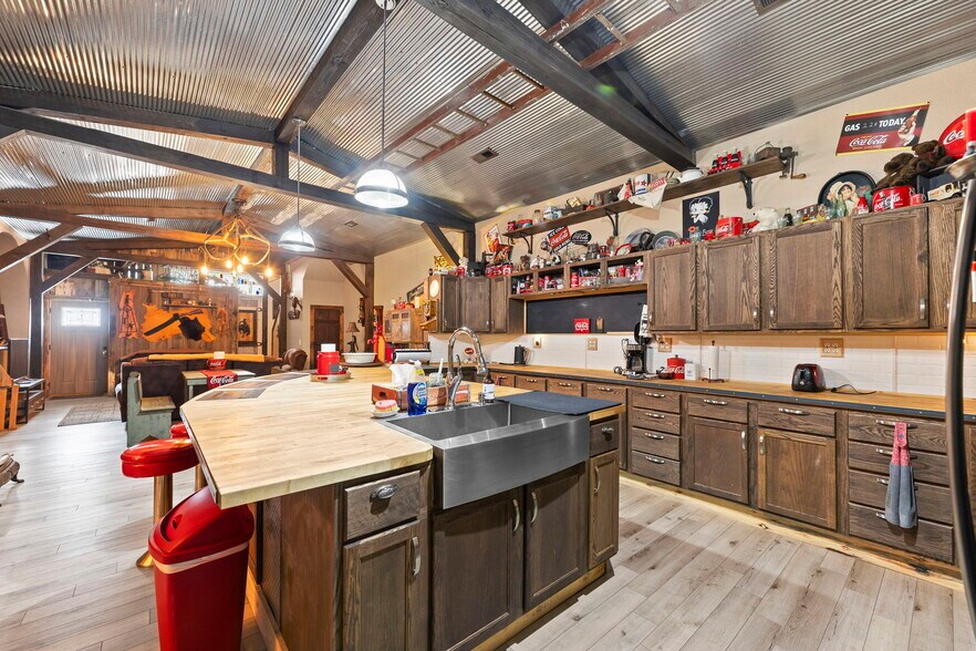 More Photos Of 116 N 3rd St, Burlington Apartments For Sale