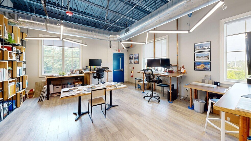 More Photos Of 320 Wingo Way, Mount Pleasant Loft Creative Space For Lease