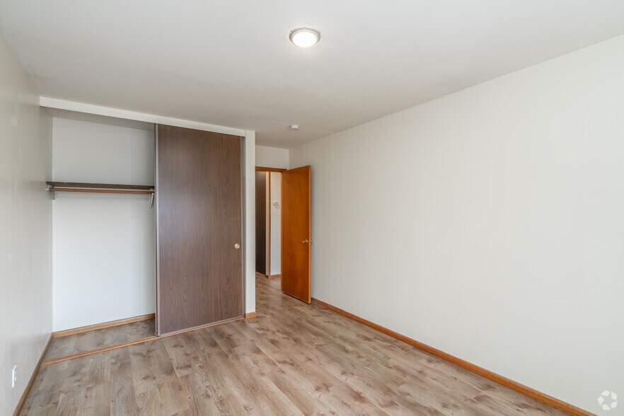 More Photos Of 13322 Greenwood Ave N, Seattle Apartments For Sale