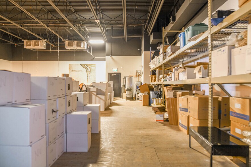 More Photos Of 19288 22nd Ave, Surrey Warehouse For Lease