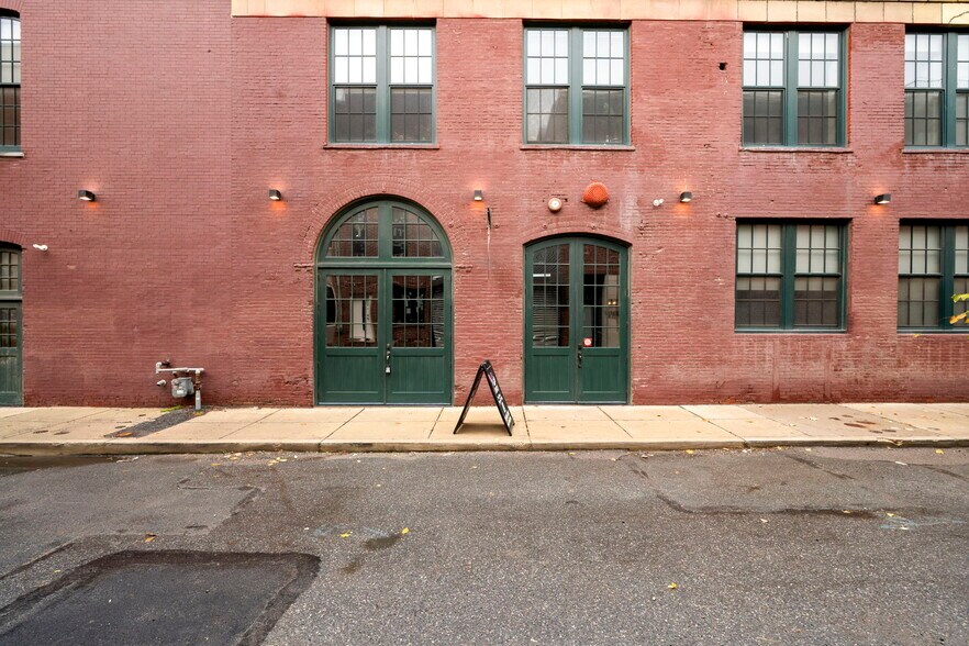 More Photos Of 2041 Coral St, Philadelphia Manufacturing For Lease