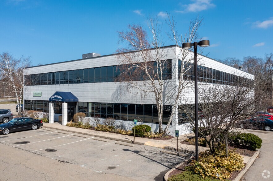 More Photos Of 2 John Walsh Blvd, Peekskill Office For Lease