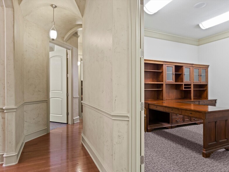 More Photos Of 4603 Colleyville Blvd, Colleyville Office For Lease