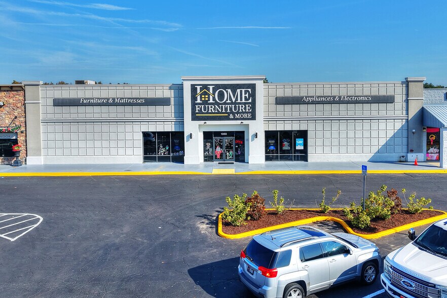 More Photos Of 1350 N Broadway Ave, Bartow Freestanding For Sale