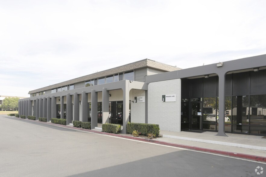 More Photos Of 17875 Sky Park Cir, Irvine Light Manufacturing For Lease