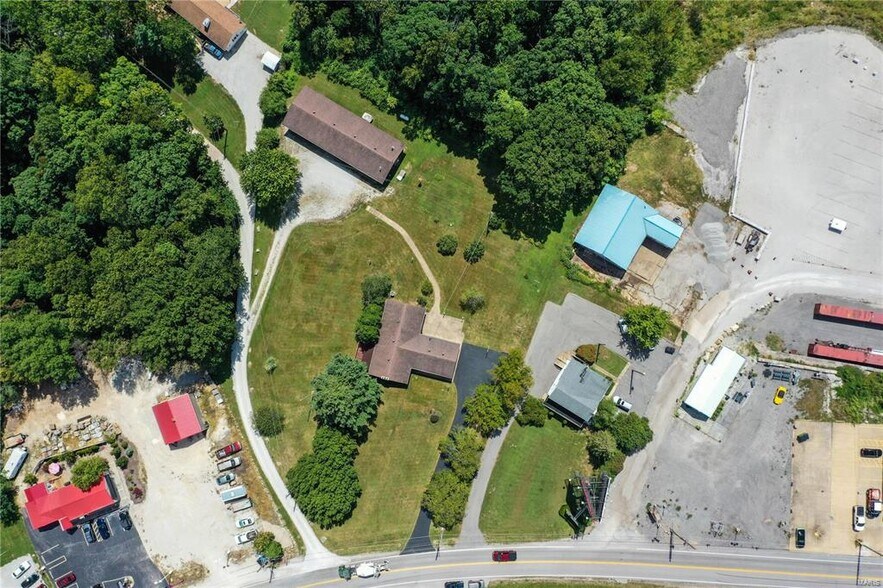 More Photos Of 1500 Gravois Rd, High Ridge Office Residential For Sale