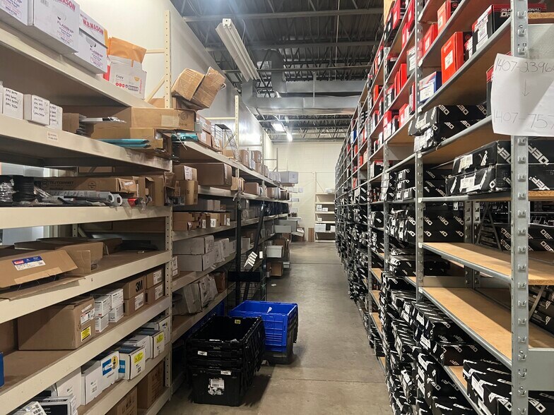 More Photos Of 1032-1034 Saw Mill Run Blvd W, Pittsburgh Light Manufacturing For Lease