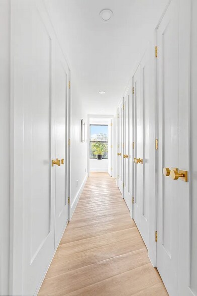 More Photos Of 176 Atlantic Ave, Brooklyn Apartments For Sale