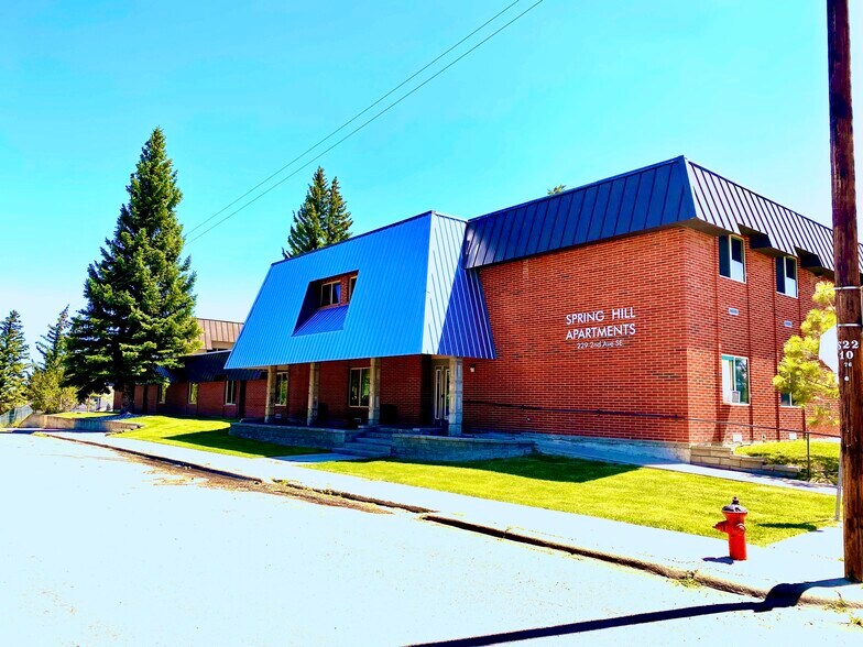 More Photos Of 229 2nd Ave SE, Cut Bank Apartments For Sale