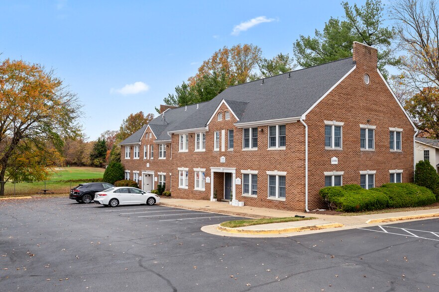 More Photos Of 2102 Gallows Rd, Vienna Medical For Lease