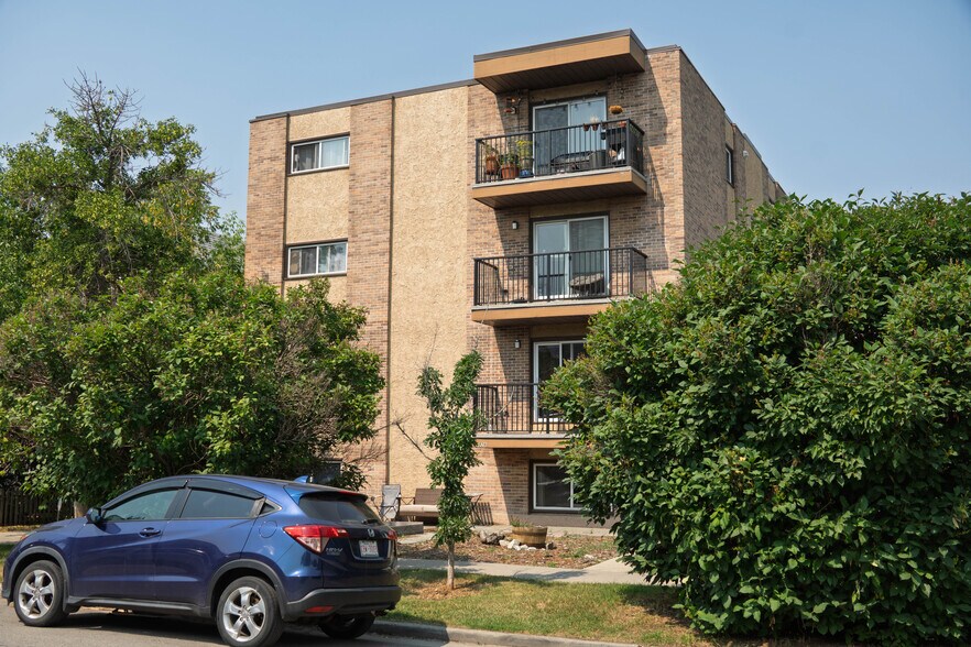 Primary Photo Of 928 3 Av NW, Calgary Multifamily For Sale