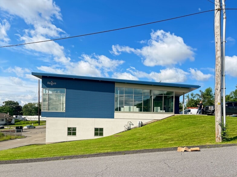 More Photos Of 1 Oakwood Dr, Scranton Coworking Space