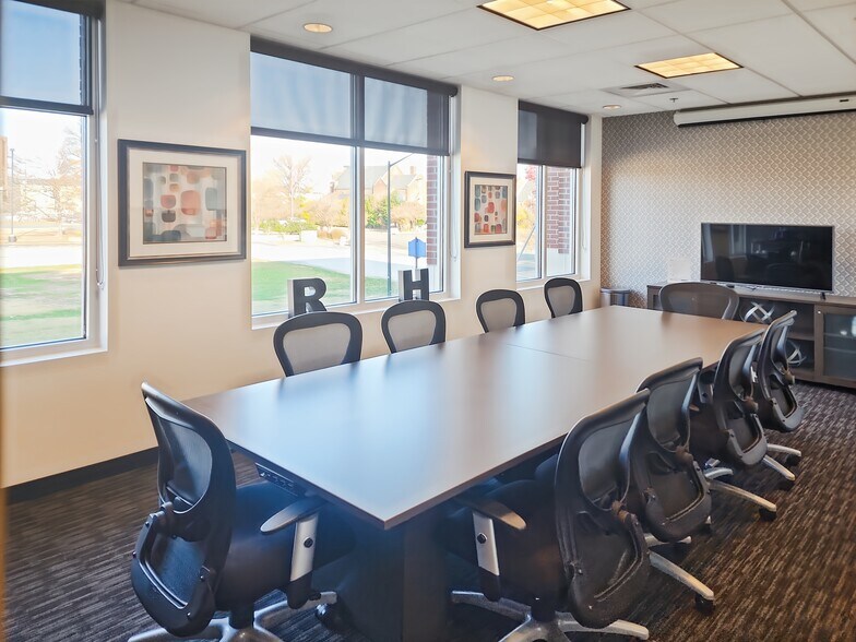 More Photos Of 331 E Main St, Rock Hill Coworking Space