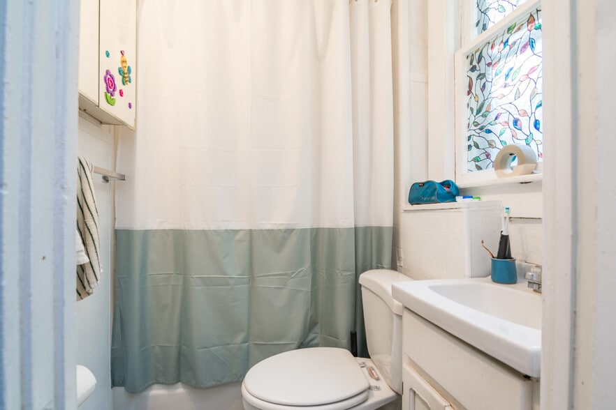 More Photos Of 81 Bridge St, Northampton Multifamily For Sale