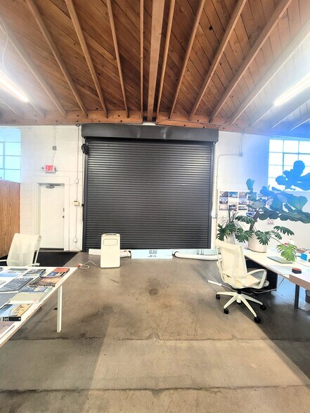 More Photos Of 4106 W Jefferson Blvd, Los Angeles Warehouse For Sale