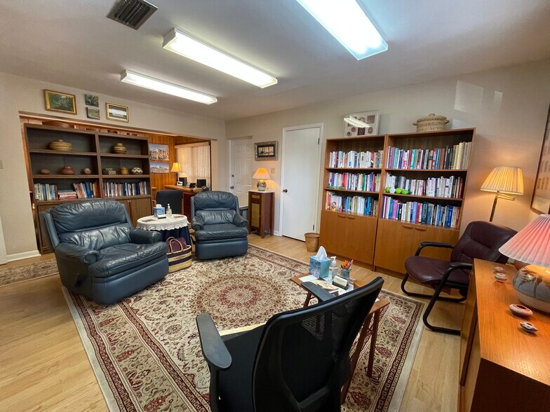 More Photos Of 3720 NW 43rd St, Gainesville Loft Creative Space For Lease