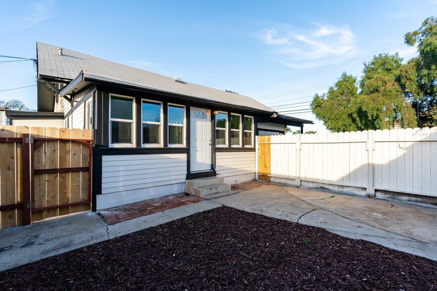 More Photos Of 134-138 5th Ave, Chula Vista Apartments For Sale