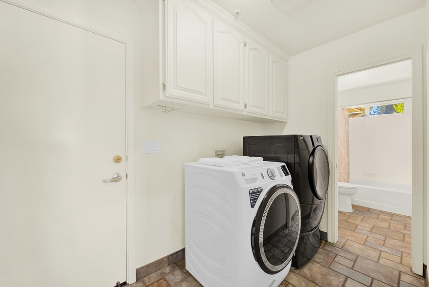 More Photos Of 5050 Melissa Ln, Vacaville Light Manufacturing For Sale