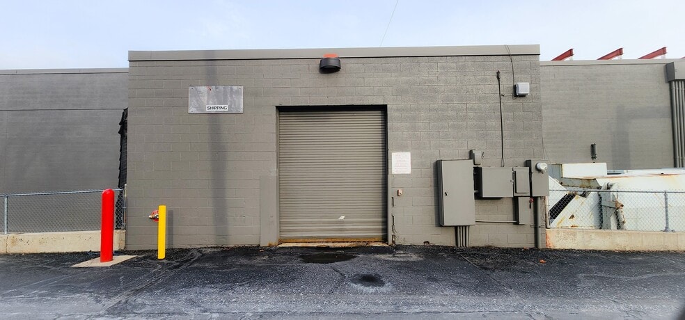 More Photos Of 145 Harrisville, Ogden General Retail For Lease