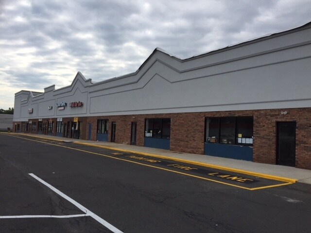 More Photos Of 227-229 Plaza Blvd, Morrisville Unknown For Lease