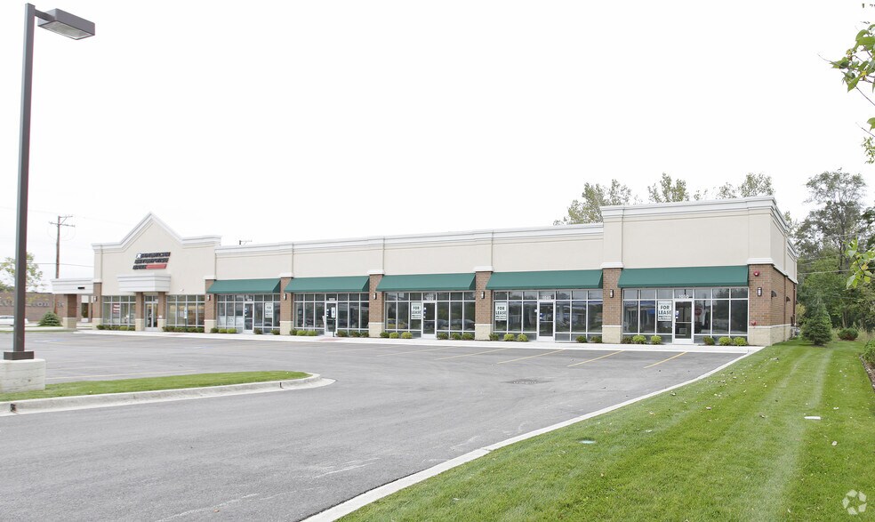 More Photos Of 1000-1050 Geneva Rd, Wheaton General Retail For Sale