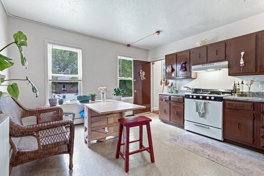 More Photos Of 32 Northeast St, Woonsocket Apartments For Sale