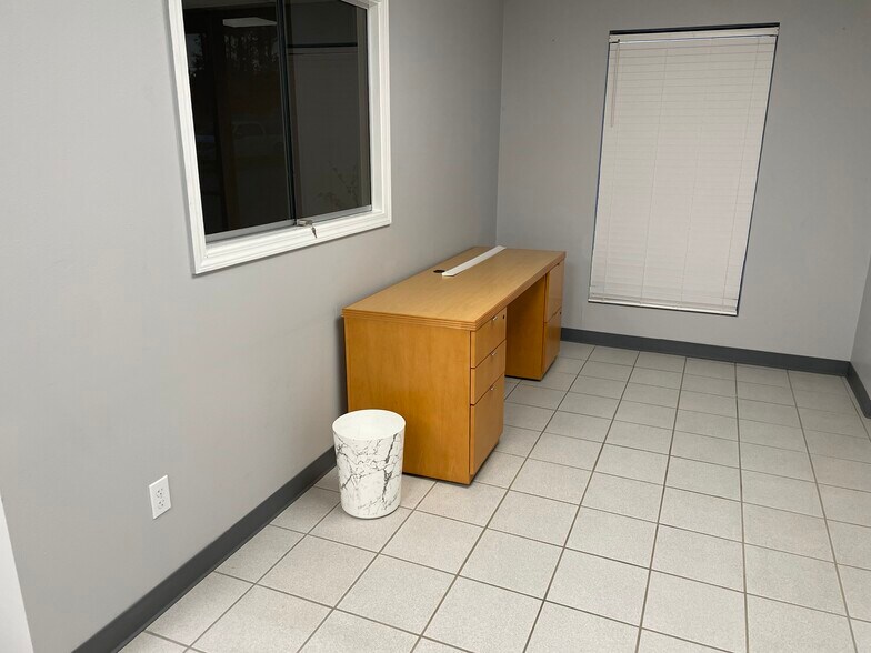 More Photos Of 21294 Johnson Rd, Long Beach Warehouse For Lease