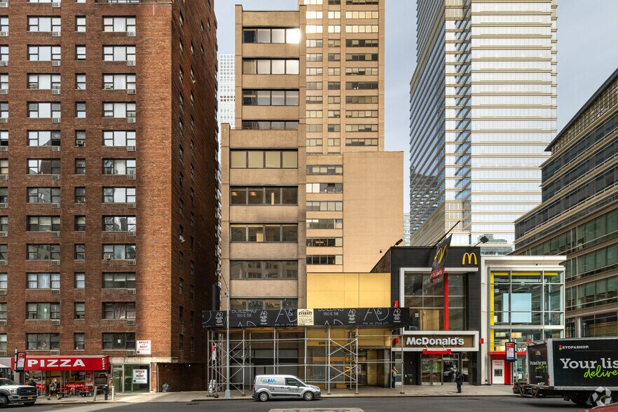 More Photos Of 150 E 58th St, New York Office For Lease