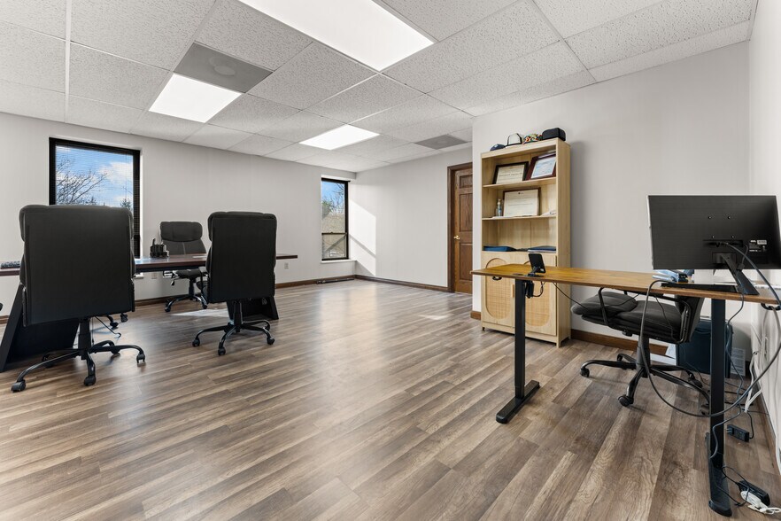 More Photos Of 600 Commerce Dr, Coraopolis Office Residential For Sale