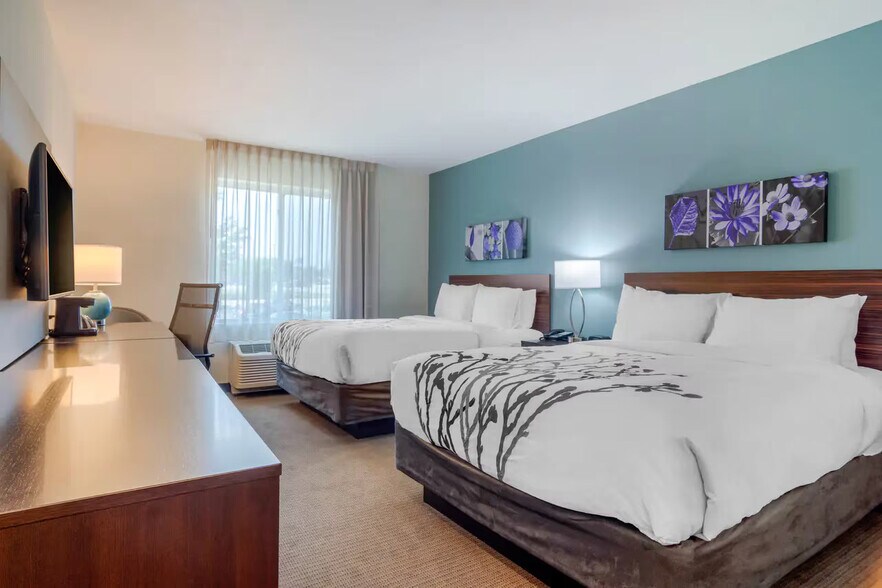 More Photos Of 3 Amlajack Blvd, Newnan Hotel For Sale
