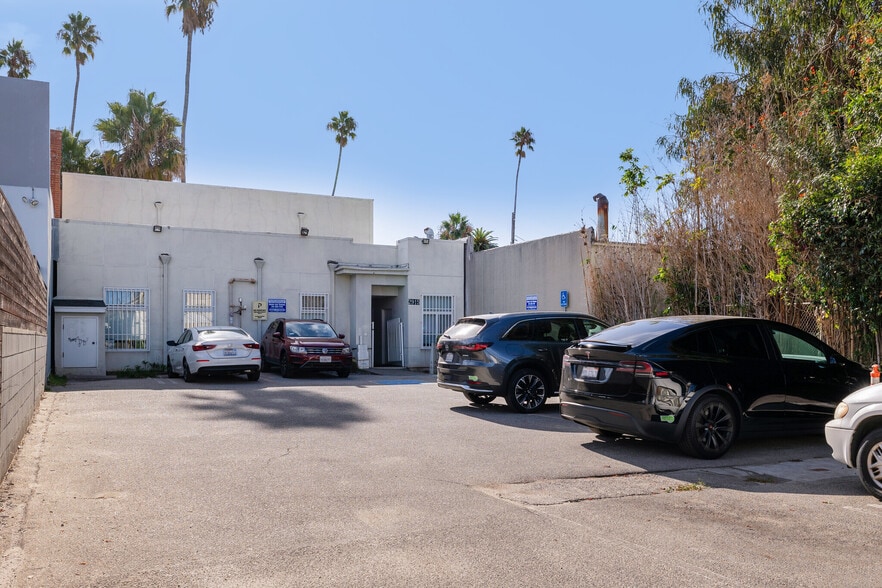 More Photos Of 2915 Santa Monica Blvd, Santa Monica Medical For Lease