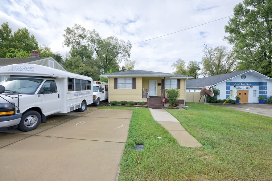 More Photos Of 2126 Chestnut St, Columbia Schools For Sale